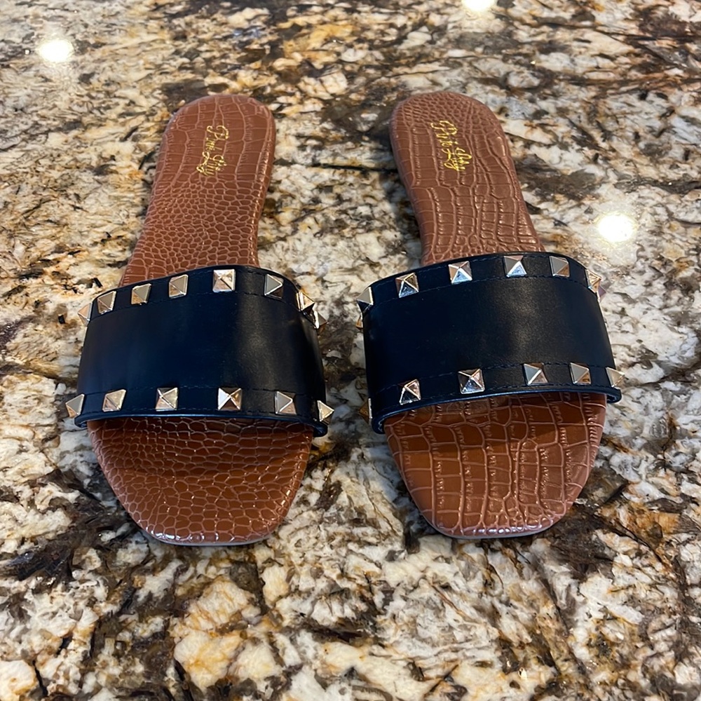 Pink Lily Sandals